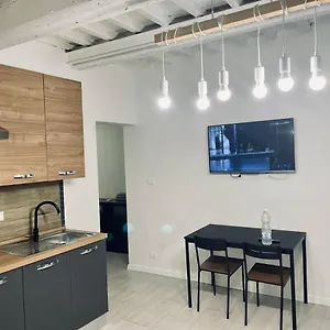  Apartment New 2 Minute From The Port Italien